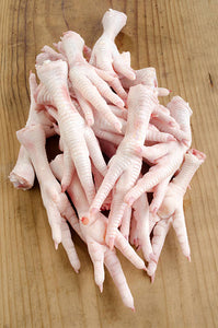 From Scrap to Snack:  Raw Chicken Feet as Wholesome Pet Treats